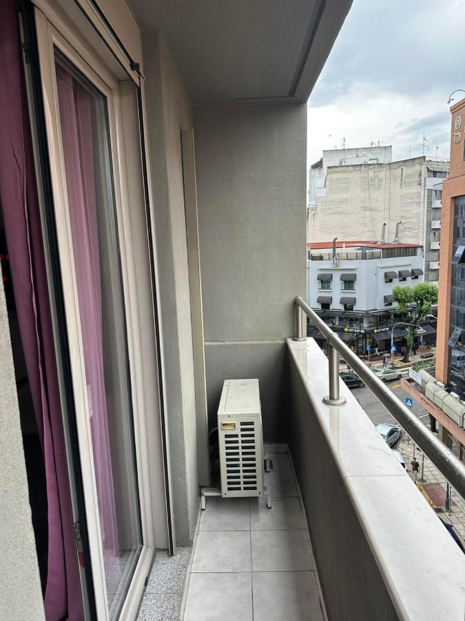 Theo Isimeriahomz Apartamento Tessalónica Exterior foto